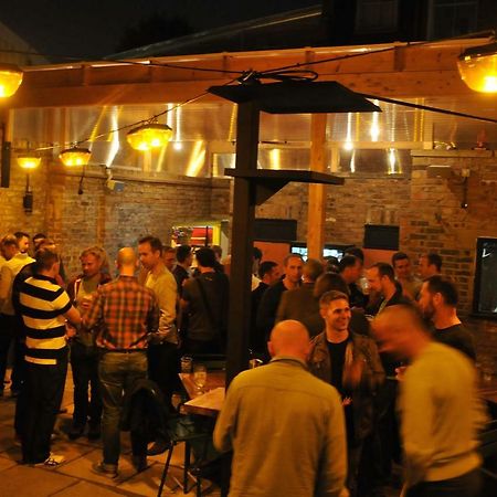 Отель The Grange Pub Лондон Экстерьер фото